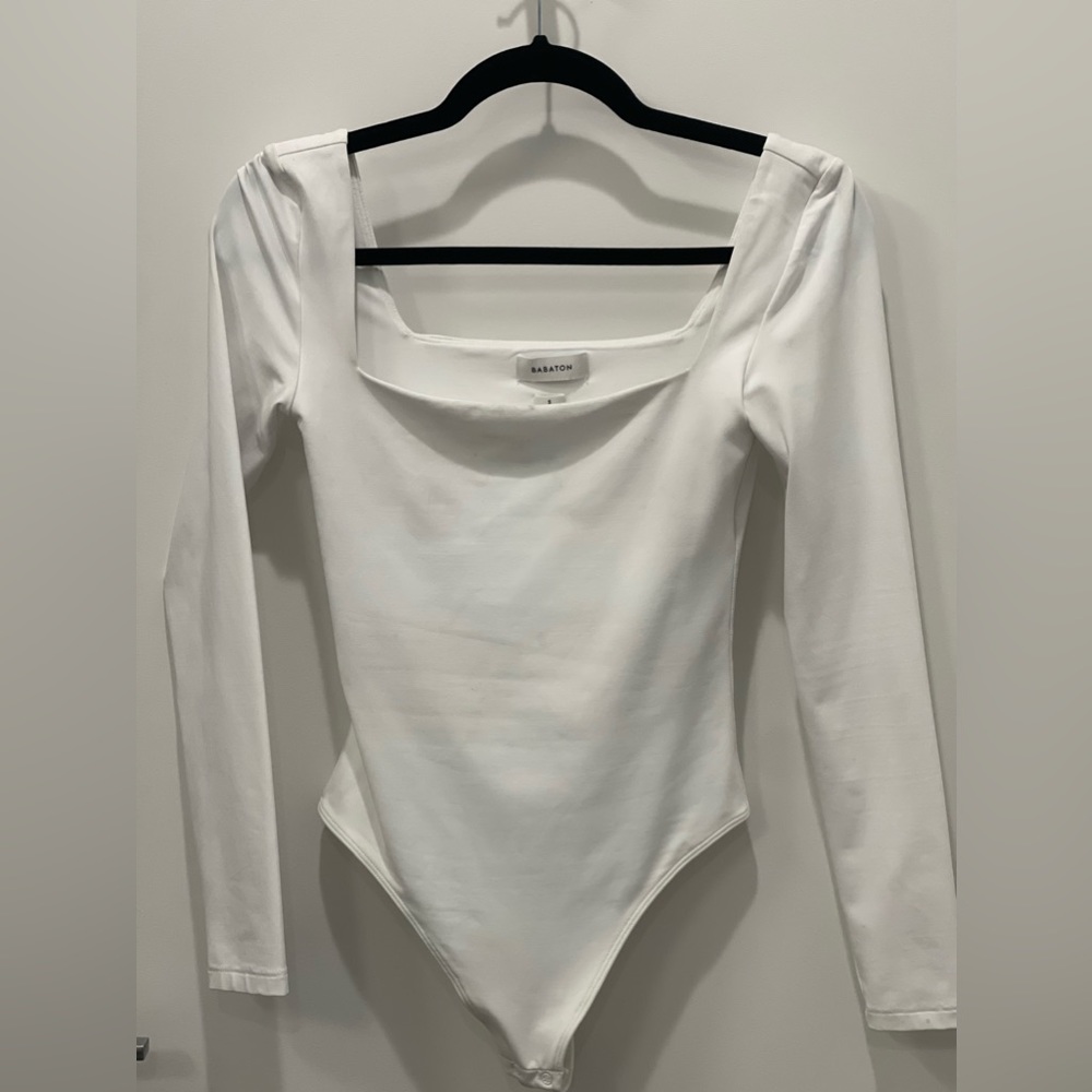 Aritzia - Babaton Contour Squareneck Longsleeve Bodysuit